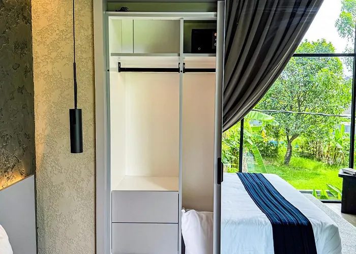 Superior Luxury Loft With Working Desk, Instagramable Pool Villa