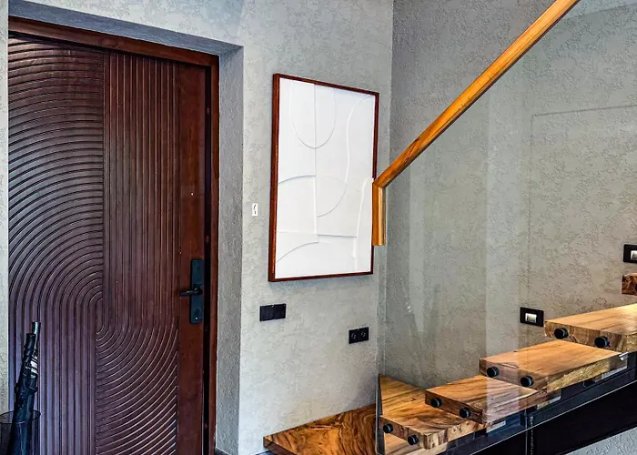 Superior Luxury Loft With Working Desk, Instagramable Pool Villa Kerobokan